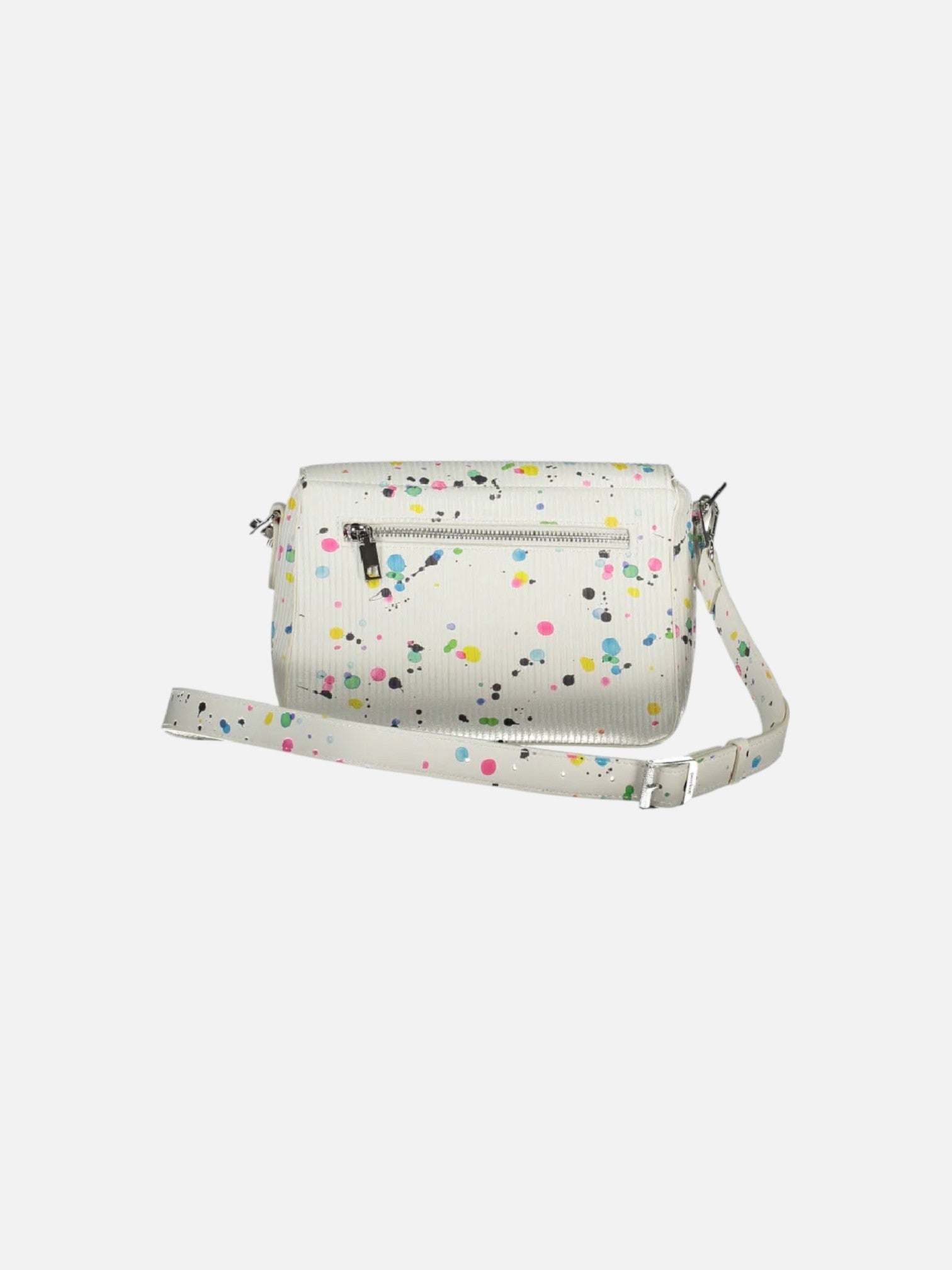 Versatile Bag with a Detachable Handle