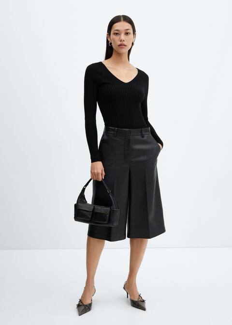 Handpicked - Long V-neck Shirt - Lebanon